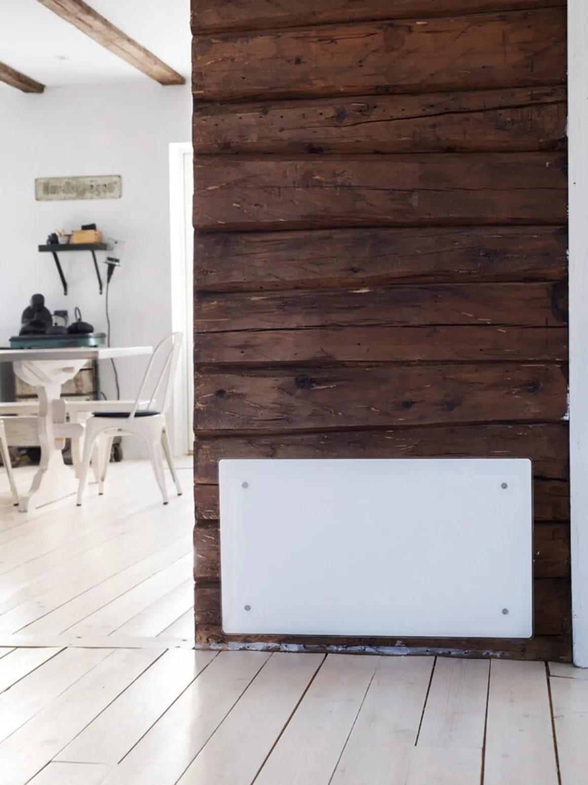 Adax Clea H 08 WT panelovn med WiFi 400 V, 800 W