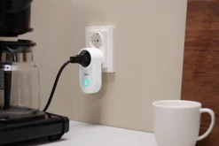 Adax WiFi smart plug med strømmåler
