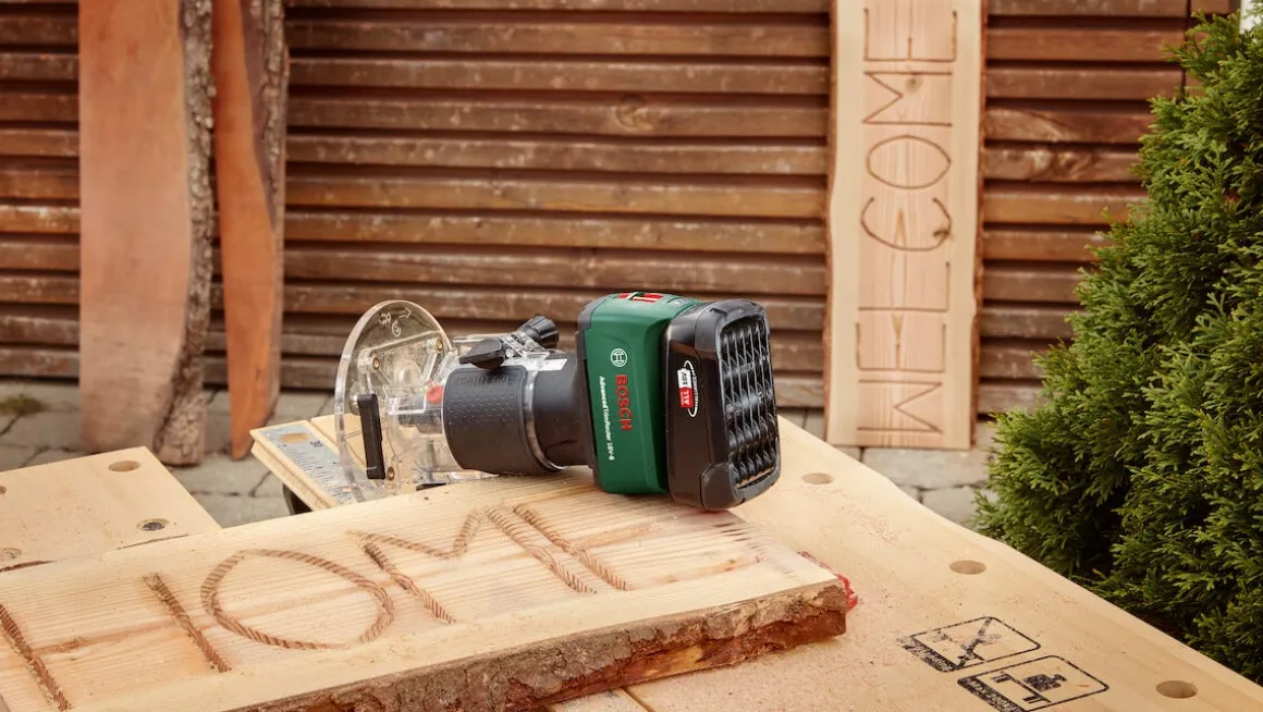 Bosch Advanced TrimRouter 18V-8, overfres