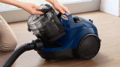 Bosch BGS21X320 poseløs støvsuger med HEPA-filter, marineblå