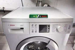 Bosch PLL 1 P laservater i lommeformat
