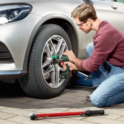 Bosch UniversalImpact batteridrevet muttertrekker 18V-350