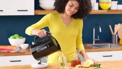 Braun Breakfast 1 vannkoker WK1100BK, Svart, 1,7 l