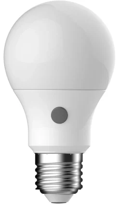 Clas Ohlson LED-pære med skumringsrelé