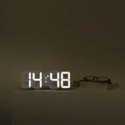 Digital vekkerklokke med hvitt lys, USB