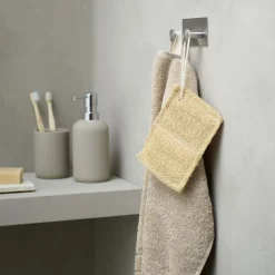 Dobbel selvheftende baderomskrok, krom