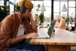 JBL Tune 770 NC BT, sammenleggbare trådløse hodetelefoner