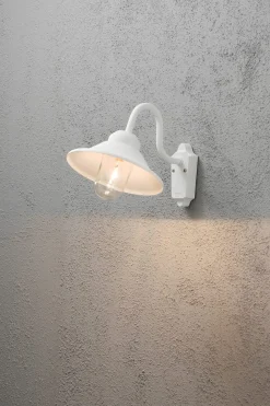 Konstsmide Vega utelampe med skjerm IP23