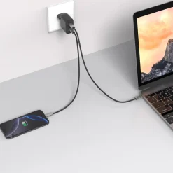 Lader USB-C 3 porter GaN 70 W, svart