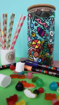 Posca PC-5M merkepenn, basisfarger, 8-pakning, 1,8–2,5 mm