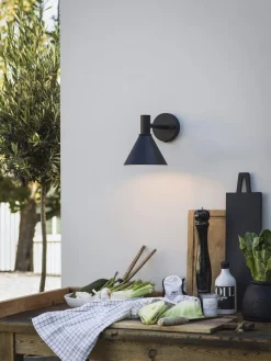 PR Home MiniTripp utelampe med skjerm IP44