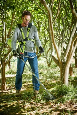 Ryobi OBC1820B gresstrimmer med tråd og knivblad One+ 18 V