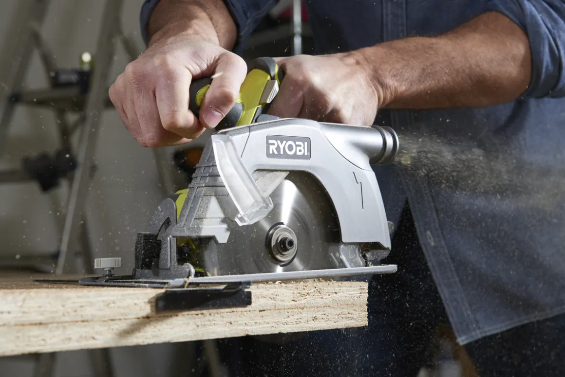 Ryobi R18CS-0 Sirkelsag