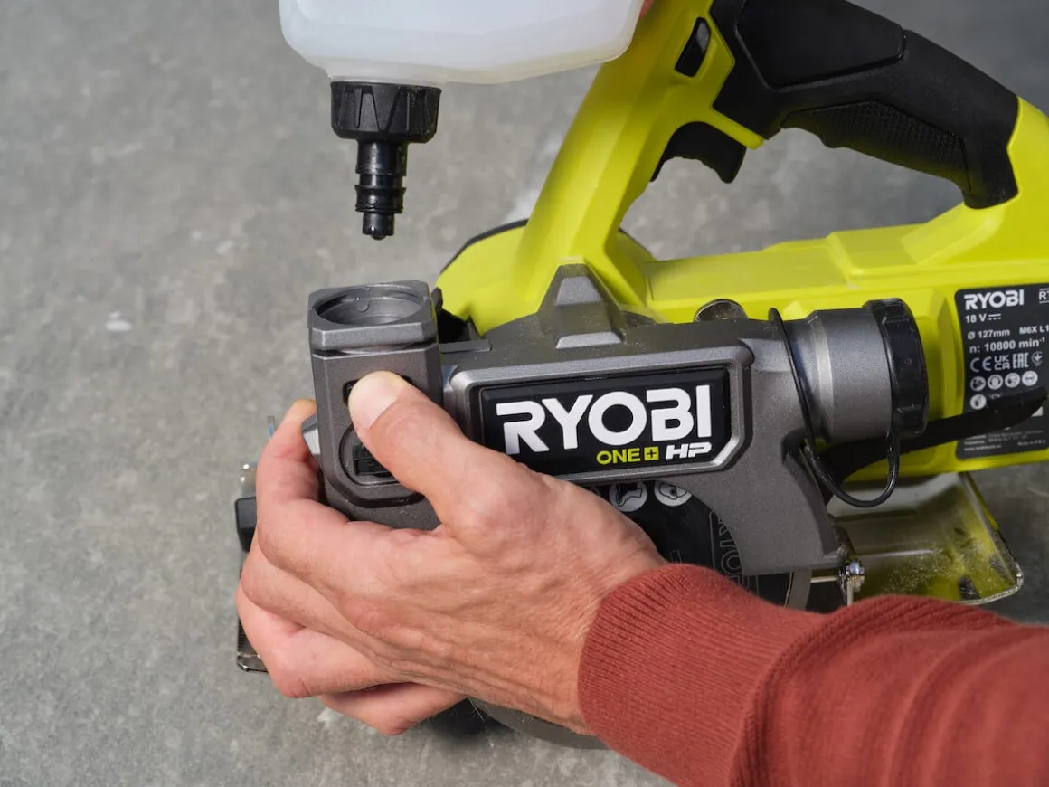 Ryobi RTS18C-0 vannavkjølt flisesag 18 V One+ HP