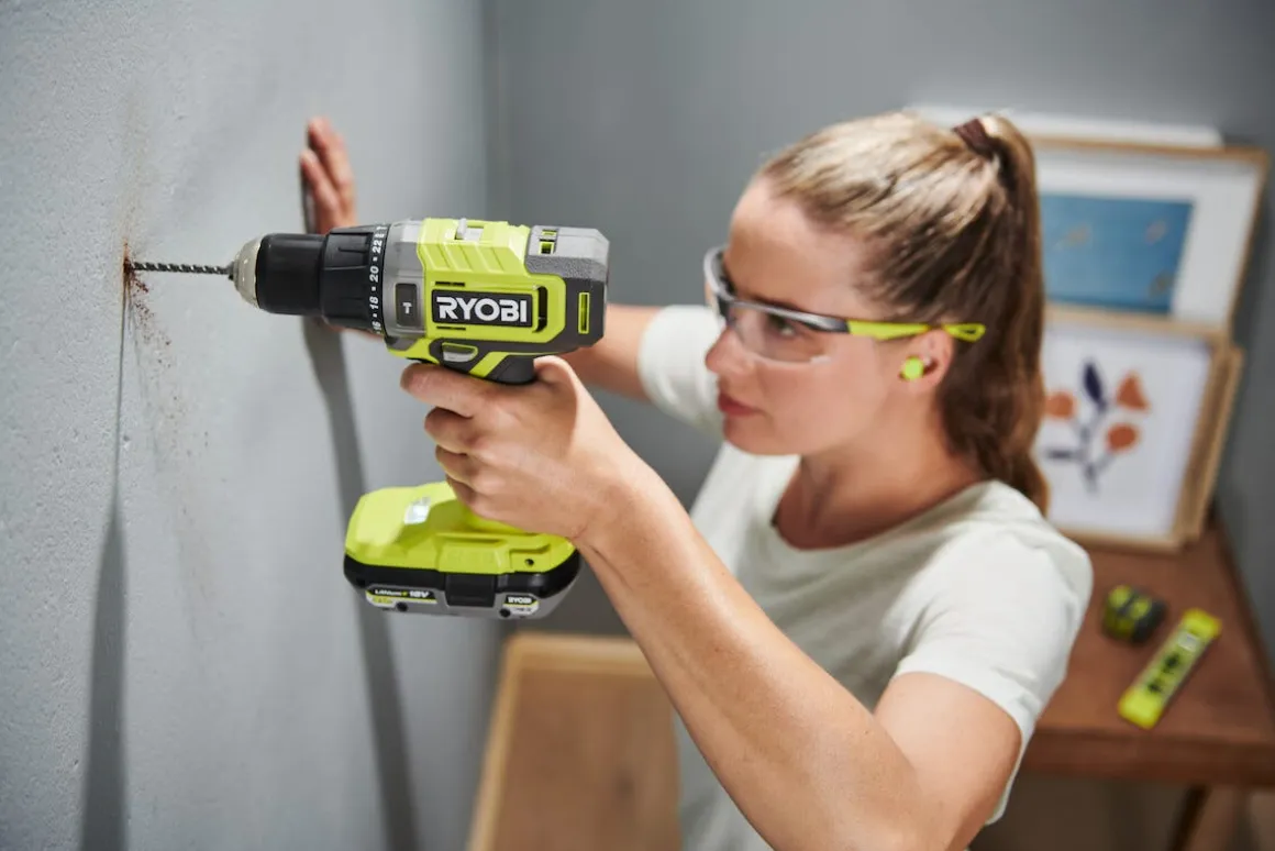Ryobi slagdrill, 2 batterier RPD18-2C42S