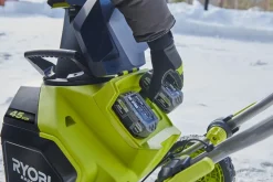 Ryobi batteridrevet snøfreser RY18STX45A-0