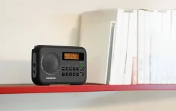Sangean PR-D18 AM/FM-radio med klokkeradio