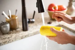 Scrub Daddy Damp Duster rengjøringssvamp