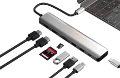 USB-C 8-i-1 dokkingstasjon