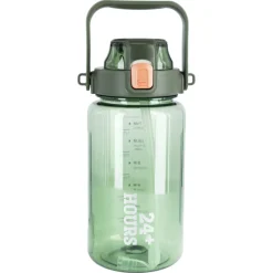 Vannflaske 1,5 liter, sugerør og måleskala, grønn