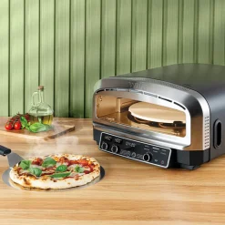 Wilfa Crust elektrisk pizzaovn med roterende pizzastein